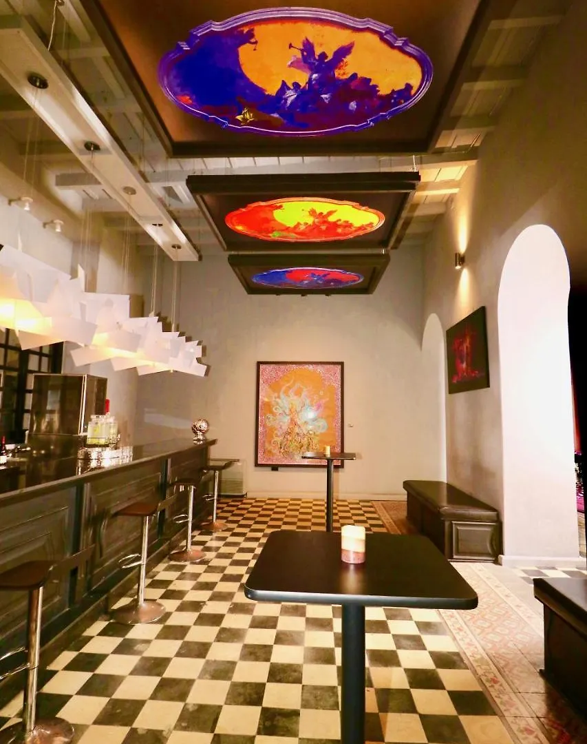 Monastery Art Suites 4*, San Juan